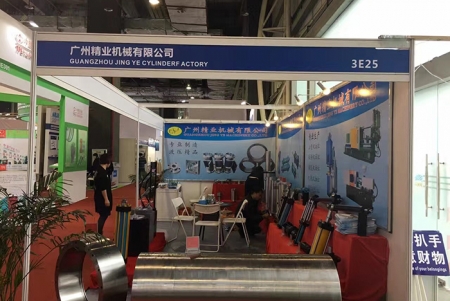 Construction machinery hydraulic cylinder rust prevention work and use process